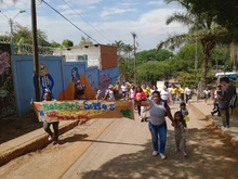 Niñas y niños de La Estrella caminaron pidiendo paz para sus territorios