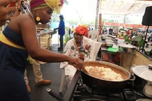 Portadoras de tradición dejan su legado en las juntanzas de Cocinas Vivas