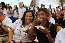 Portadoras de tradición dejan su legado en las juntanzas de Cocinas Vivas