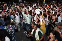 Turistas en el Petronio, fascinados y extasiados por el Pacífico colombiano