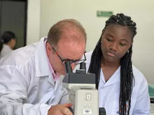 Angélica Caicedo Quiñones, joven promesa de la ingeniería biomédica y el atletismo