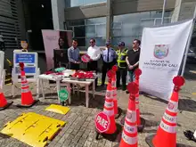Movilidad recibió más de 100 elementos donados para seguridad vial 