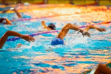 Inaugurado oficialmente el Torneo Internacional de Natación Delfín de Oro