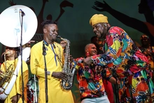 África, Estados Unidos y Colombia fusionaron sus ritmos para retumbar de alegría la Ciudadela Petronio 