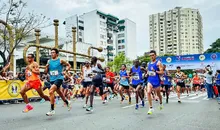 Atletas africanos volvieron a triunfar y bajaron los tiempos en la II Carrera del Pacífico   