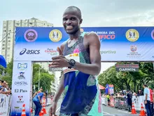 Atletas africanos volvieron a triunfar y bajaron los tiempos en la II Carrera del Pacífico   