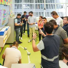 Más de 100 líderes TIC vivieron la experiencia tecnológica del Laboratorio de Innovación Digital Paso del Comercio 