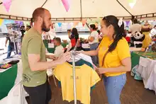La Santísima Trinidad ‘bendijo’ a emprendedores de la Comuna 9 