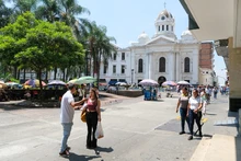 Datic se tomó la Plaza de Cayzedo socializando cursos gratuitos y servicios en nuevas tecnologías