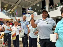 Señales de tránsito para respetar la movilidad de las personas mayores