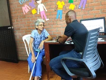 “Sin barreras”, llega a población discapacitada para ofertar servicios en la Comuna 13. 