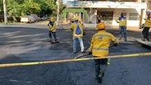 Continúan labores de renovación vial en comunas y corregimientos de Cali