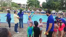 Festival de natación en la Urbanización Barranquilla permitió ver a los nuevos talentos de Cali