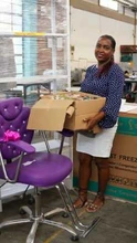 Solo hubo espacio para la felicidad durante entrega de insumos a emprendimientos de víctimas del conflicto armado. 