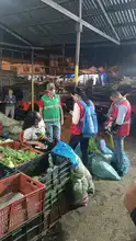 Vendedores de galería Santa Elena comprometidos con el manejo responsable de residuos