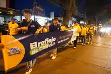 Conductores mal parqueados fueron ‘pillados’ por los colectivos de cultura ciudadana de la Alcaldía de Cali