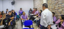 Jóvenes caleños avanzan hacia su meta de ser bilingües con el programa Todas y Todos a Estudiar Inglés