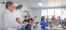 Jóvenes caleños avanzan hacia su meta de ser bilingües con el programa Todas y Todos a Estudiar Inglés
