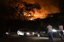Más de 300 personas ayudaron a controlar incendio en el norte de Cali