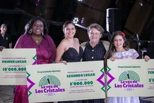 Un vozarrón rompió Los Cristales