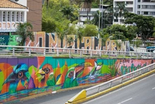 Si por la quinta vas pasando… una galería de arte urbana te vas encontrando 