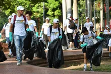 ‘Plogging por Cali’, iniciativa ambiental que busca recuperar y cuidar nuestra casa común