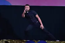 El sacerdote Víctor Gaviria Molina quiere ser el patrono de los bailarines