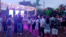 Caleños bailaron sobre las aguas del río Pance