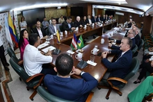 Alcalde Jorge Iván Ospina atiende a delegación de funcionarios de Río de Janeiro (Brasil) 