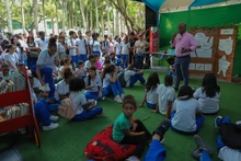 Se presentó en la Feria del Libro, la obra de José Darwin Lenis: Educación Positiva