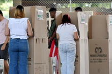 En el coliseo El Pueblo caleños se dieron cita para votar