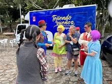tejiendo