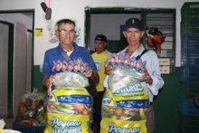 Personas Mayores en situación de calle recibieron paquetes alimentarios