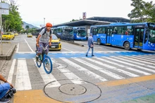 Freno a carros y motos dará vía libre a un mejor aire en Cali