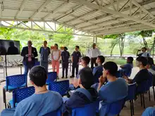 Jardín colgante biotecnológico, la novedad en la feria de la ciencia y el arte de la Institución Santo Tomás