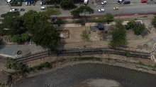 Así avanza el proyecto movilizador Parque Pacífico, con sus letras monumentales listas para recibir a los visitantes y estructuras que se instalan para alojar las artesanías, bebidas y cocinas tradicionales como parte del recorrido cultural. 