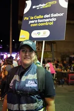 A ritmo de salsa, güiro y campana, se genera cultura ciudadana en la ‘Calle del Sabor’