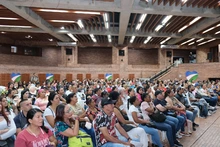 Cali se ilumina con inclusión: vendedores informales organizados para el Alumbrado Navideño 2023