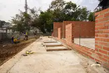 Construcción de la sede IPC El Lido avanza con fundición de losas y mampostería 