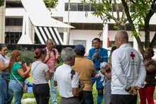 Vendedores del Alumbrado recibieron capacitación en primeros auxilios 