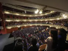Ochocientos niños se graduaron como Pioneros de Paz 