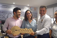 La EDRU entregó las llaves de la renovación urbana a la comisión de empalme 