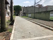 Así lucen las vías adoquinadas del barrio El Limonar en Cali