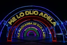 Alcalde se caminó ‘la alborada’ de luces multicolores para dar la bienvenida al tiempo más alegre del año
