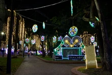 Alcalde se caminó ‘la alborada’ de luces multicolores para dar la bienvenida al tiempo más alegre del año