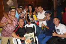 Turistas llegan a ‘Melassa’, un nuevo lugar que rinde tributo a la historia de los LP’s en Cali