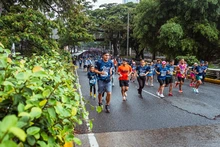 Kenia y Colombia dominaron las categorías élite en la edición 34 de la Carrera Internacional Río Cali 