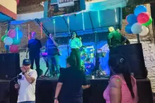Verbenas populares se tomaron los barrios Alfonso López y El Vergel