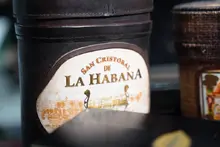Cuba 100 años de son, bolero, guaracha, timba y salsa en melómanos y coleccionistas