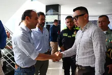 Alcalde Eder anuncia presencia en la calle de la Policía